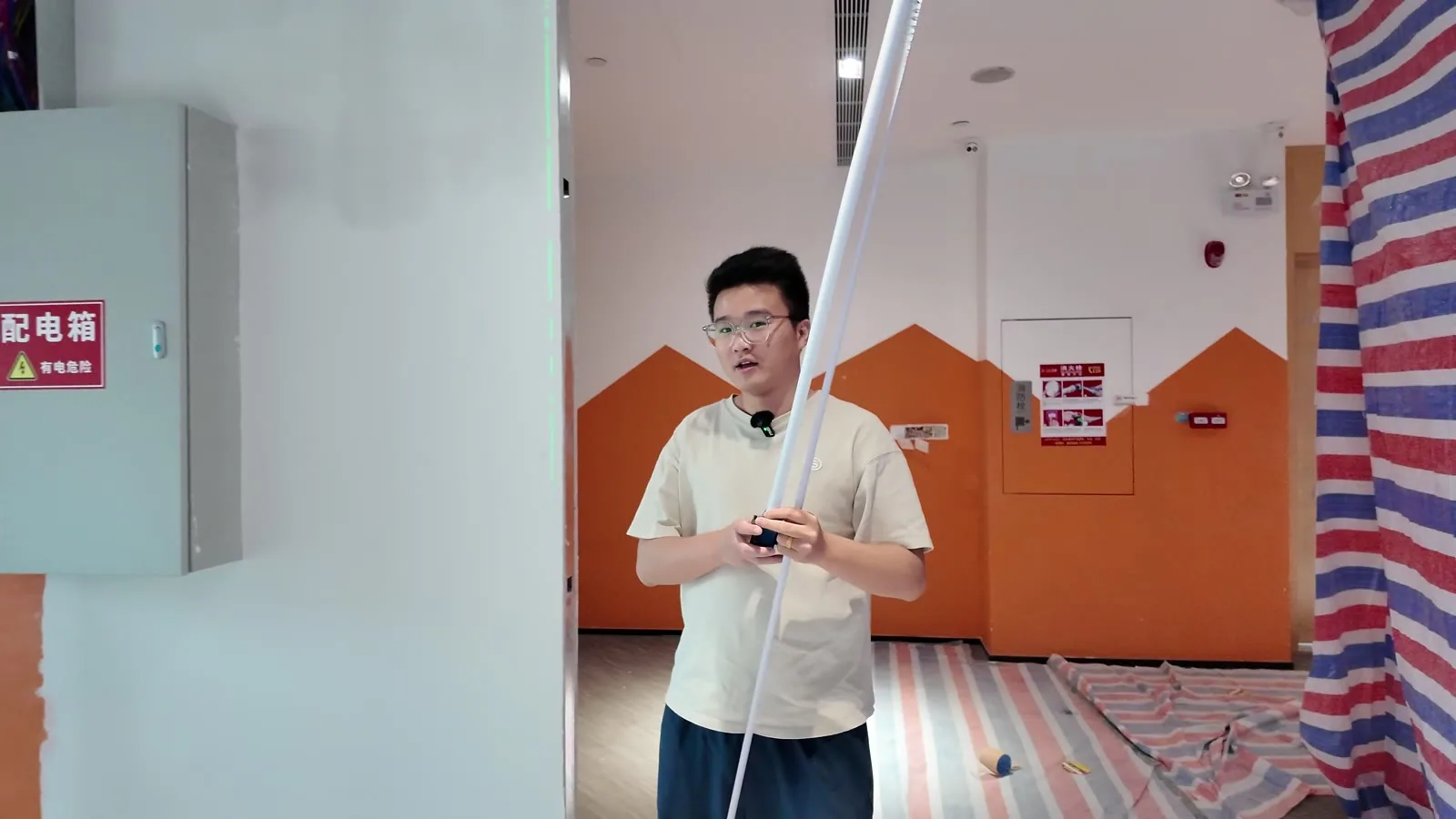 深圳某游戏工作室玻璃隔断实拍